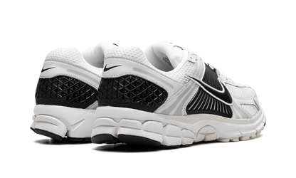 Zoom Vomero 5 "White / Black"