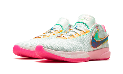 LeBron 20 "Time Machine"