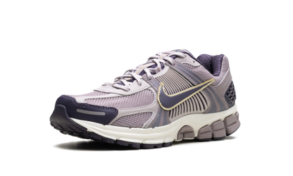 Zoom Vomero 5 "Platinum Violet"