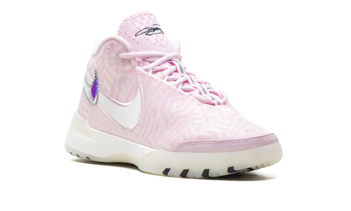 Zoom LeBron NXXT Genisus "Pink Sail"