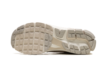 Zoom Vomero 5 "Light Orewood Brown"