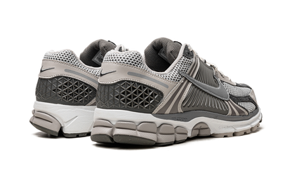 Zoom Vomero 5 "Iron Ore"