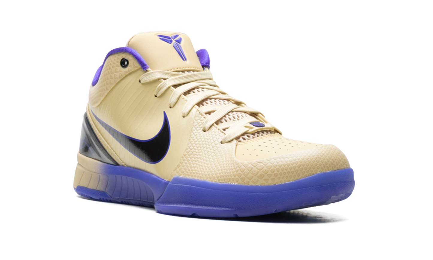 Kobe 4 Protro "FC Barcelona - Team Gold"