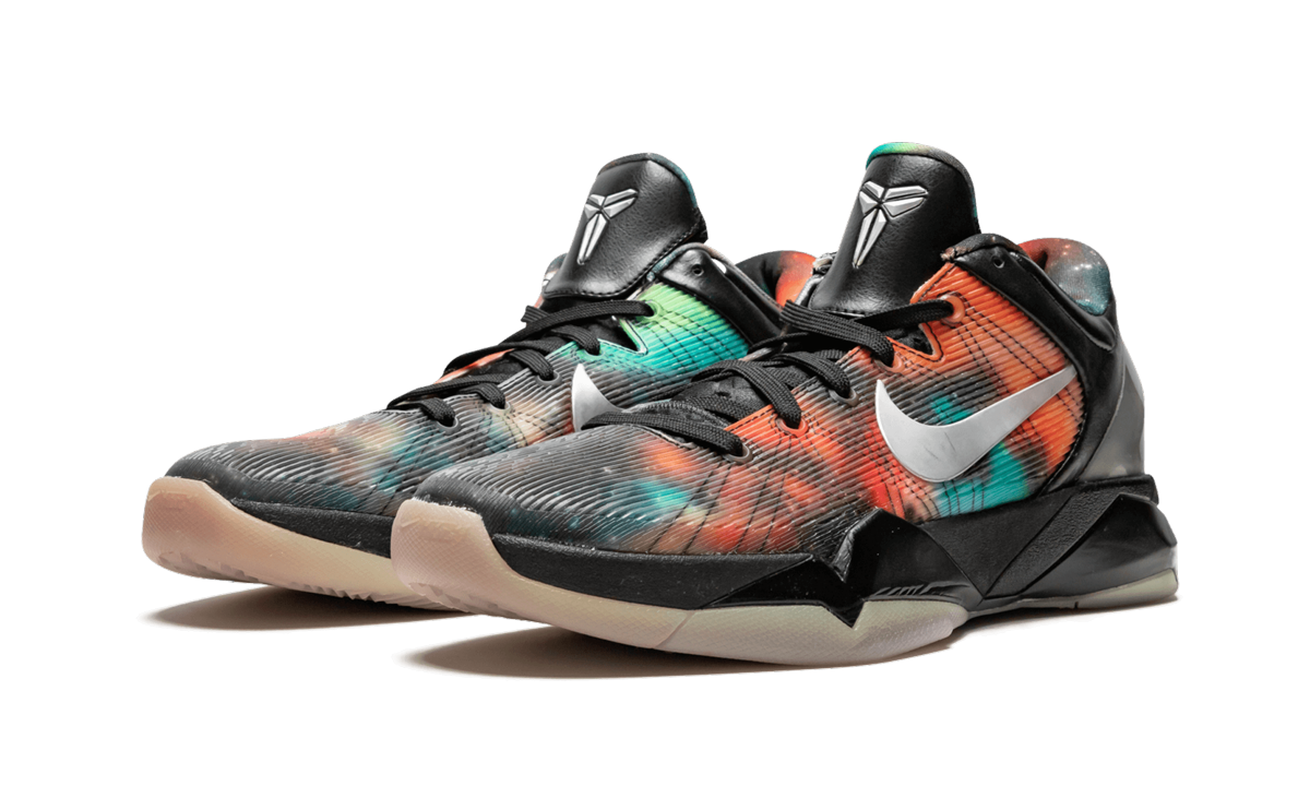 Zoom Kobe 7 As "Galaxy"