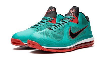 LeBron 9 Low "Reverse Liverpool"
