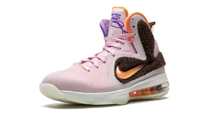 LeBron 9 "King of LA (2022)"