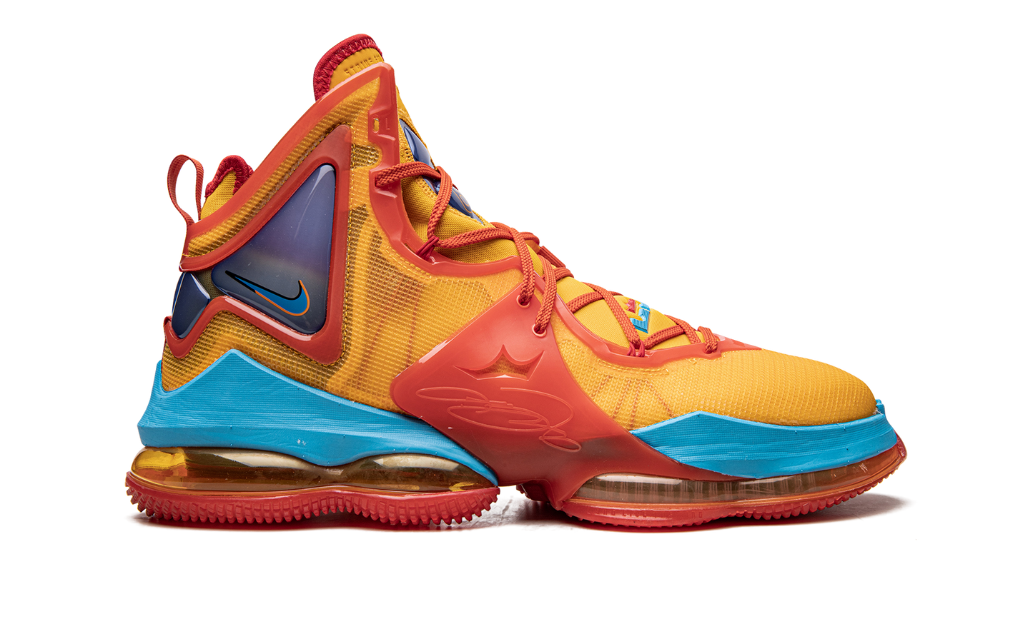 LEBRON XIX "Space Jam - Tune Squad"