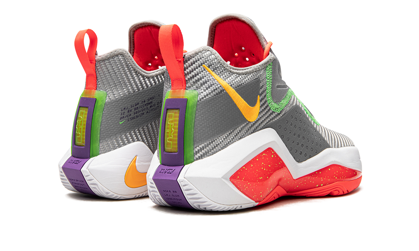 LeBron Soldier 14 "Hare"
