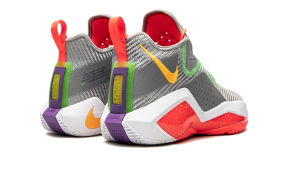 LeBron Soldier 14 "Hare"