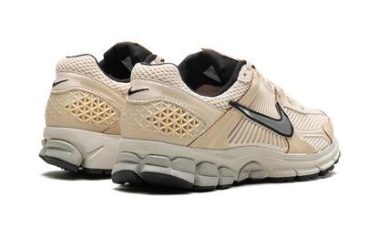 Zoom Vomero 5 WMNS "Pearl White"
