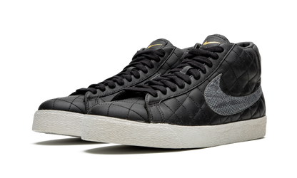 Blazer SB "Supreme - Black (2006)"
