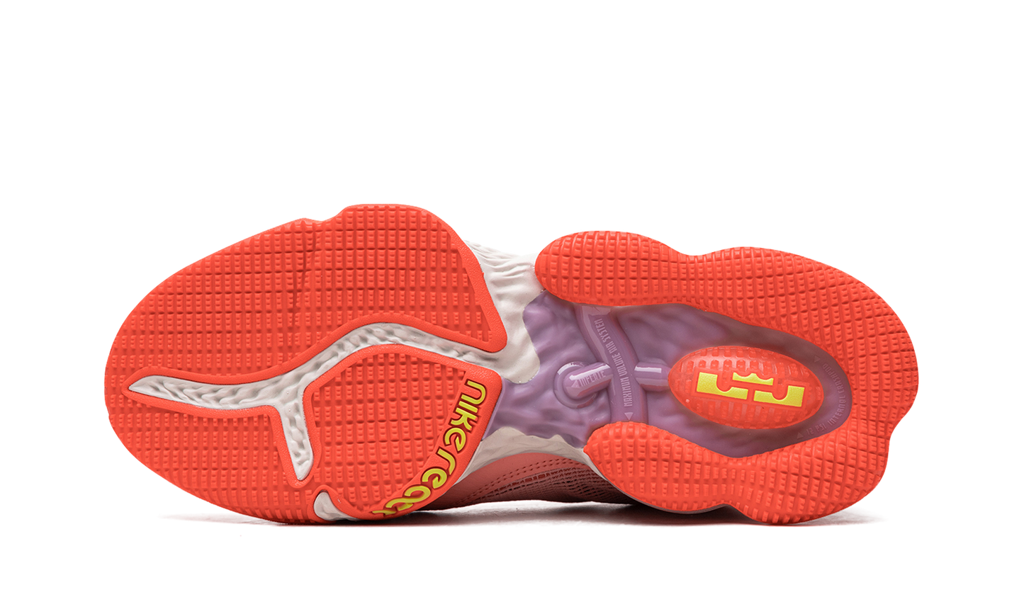 LEBRON XIX LOW "Atomic"