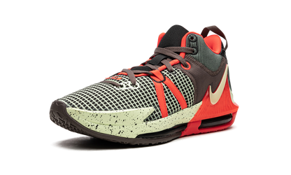 LeBron Witness VII "Alligator"