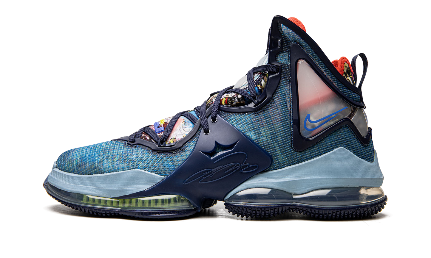 LeBron 19 "Fast Food"