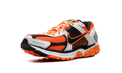 Zoom Vomero 5 "Total Orange"