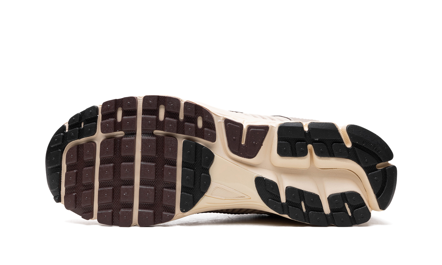 Zoom Vomero 5 "Sanddrift / Muslin / Khaki / Earth"