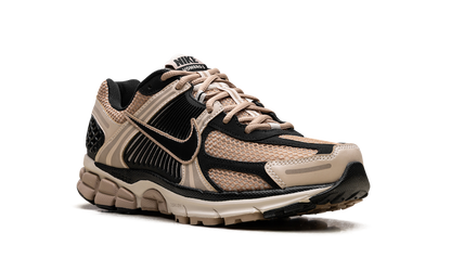 Zoom Vomero 5 WMNS "Sanddrift"