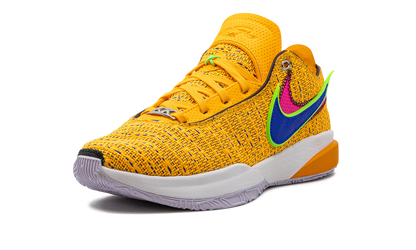 LeBron 20 "Laser Orange"