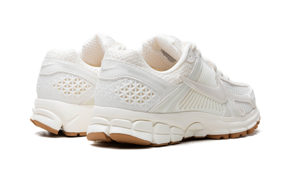 WMNS Nike Zoom Vomero 5 "SAIL GUM"