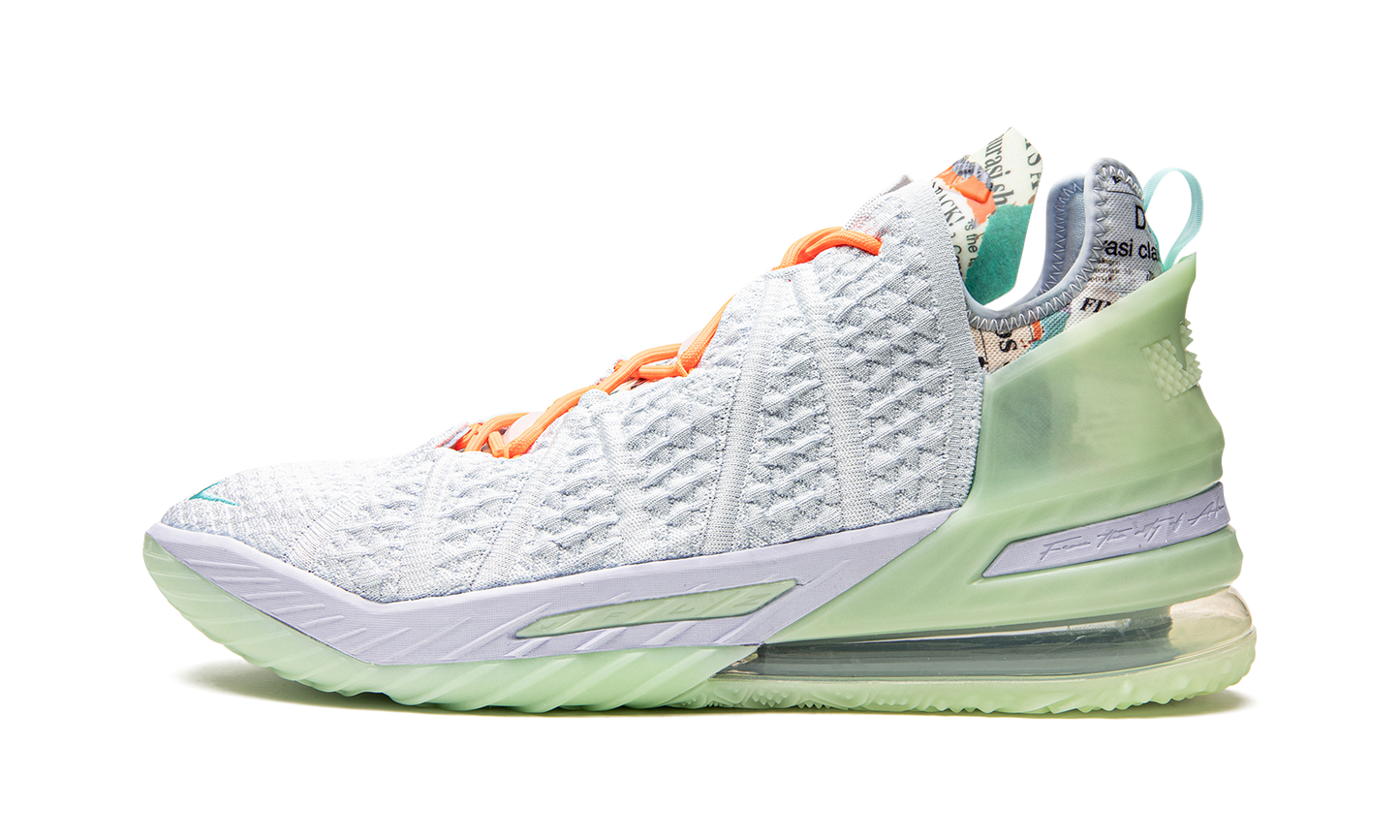 LeBron 18 "Diana Taurasi GOAT Vision"