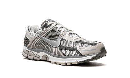 Zoom Vomero 5 "Iron Ore"