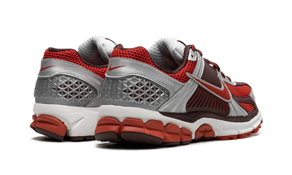 ZOOM VOMERO 5 WMNS "Team Red"