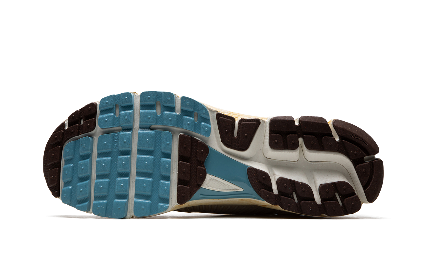VOMERO 5 MNS WMNS "Oatmeal"