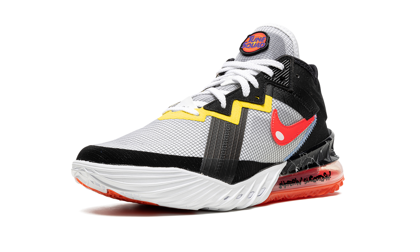 LeBron 18 Low "Sylvester vs Tweety"