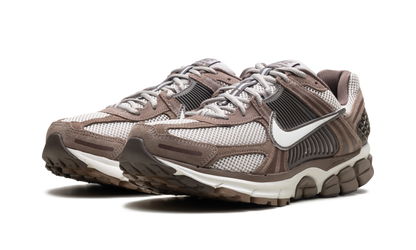 Zoom Vomero 5 "Mink Brown"