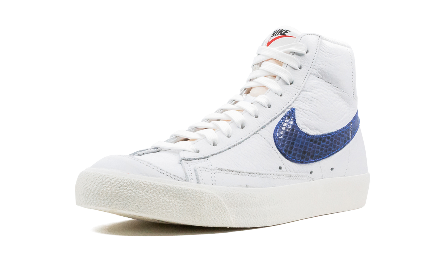 Blazer Mid '77 "Snakeskin Swoosh"