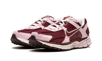 ZOOM VOMERO 5 WMNS "Pink Foam"