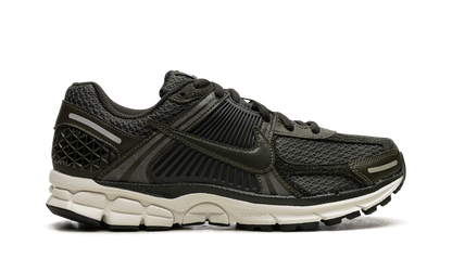 ZOOM VOMERO 5 WMNS "Sequoia"