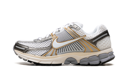 Zoom Vomero 5 "Platinum Tint Metallic Gold"