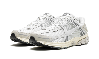 Zoom Vomero 5 "Platinum Tint"