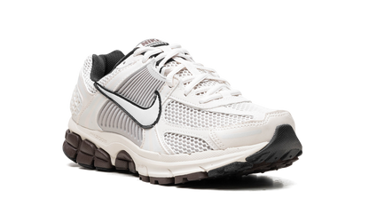 Air Zoom Vomero 5 WMNS "Phantom"