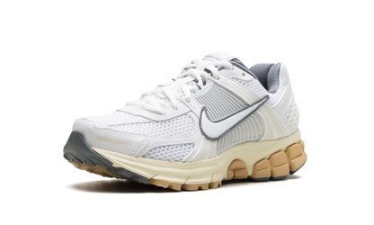 Zoom Vomero 5 WMNS "Summit White Pure Platinum"