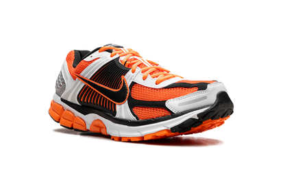 Zoom Vomero 5 "Total Orange"
