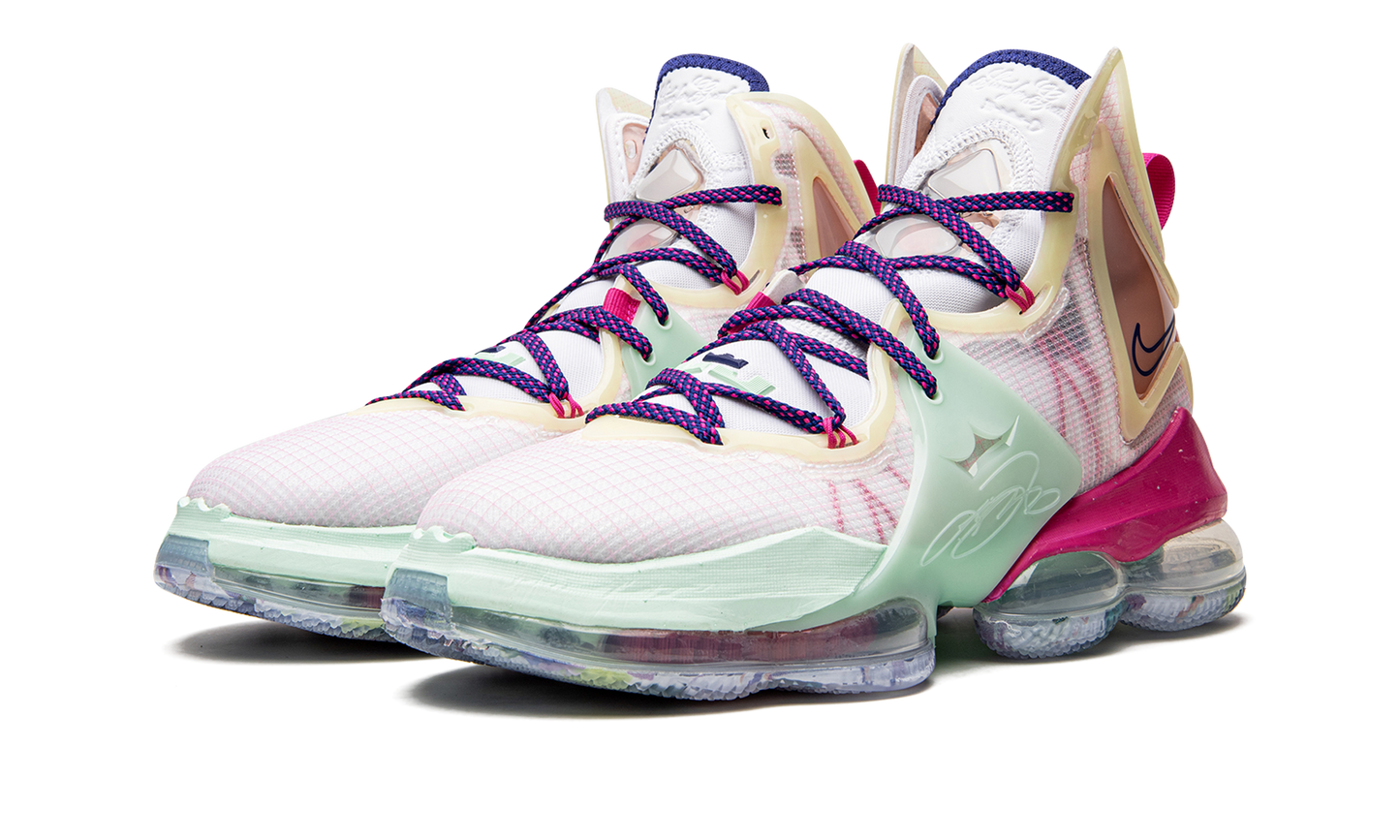 LeBron 19 "Valentine's Day"