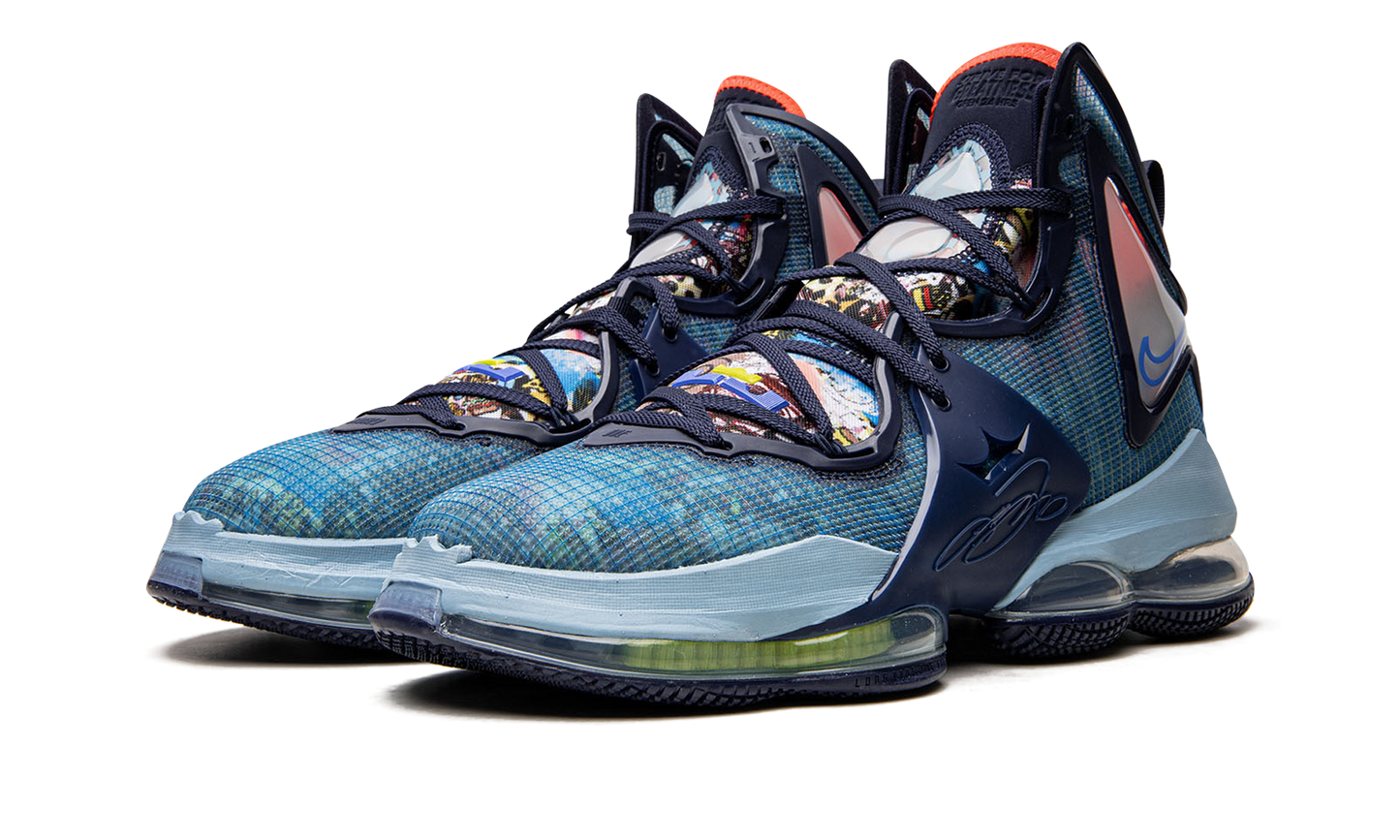 LeBron 19 "Fast Food"
