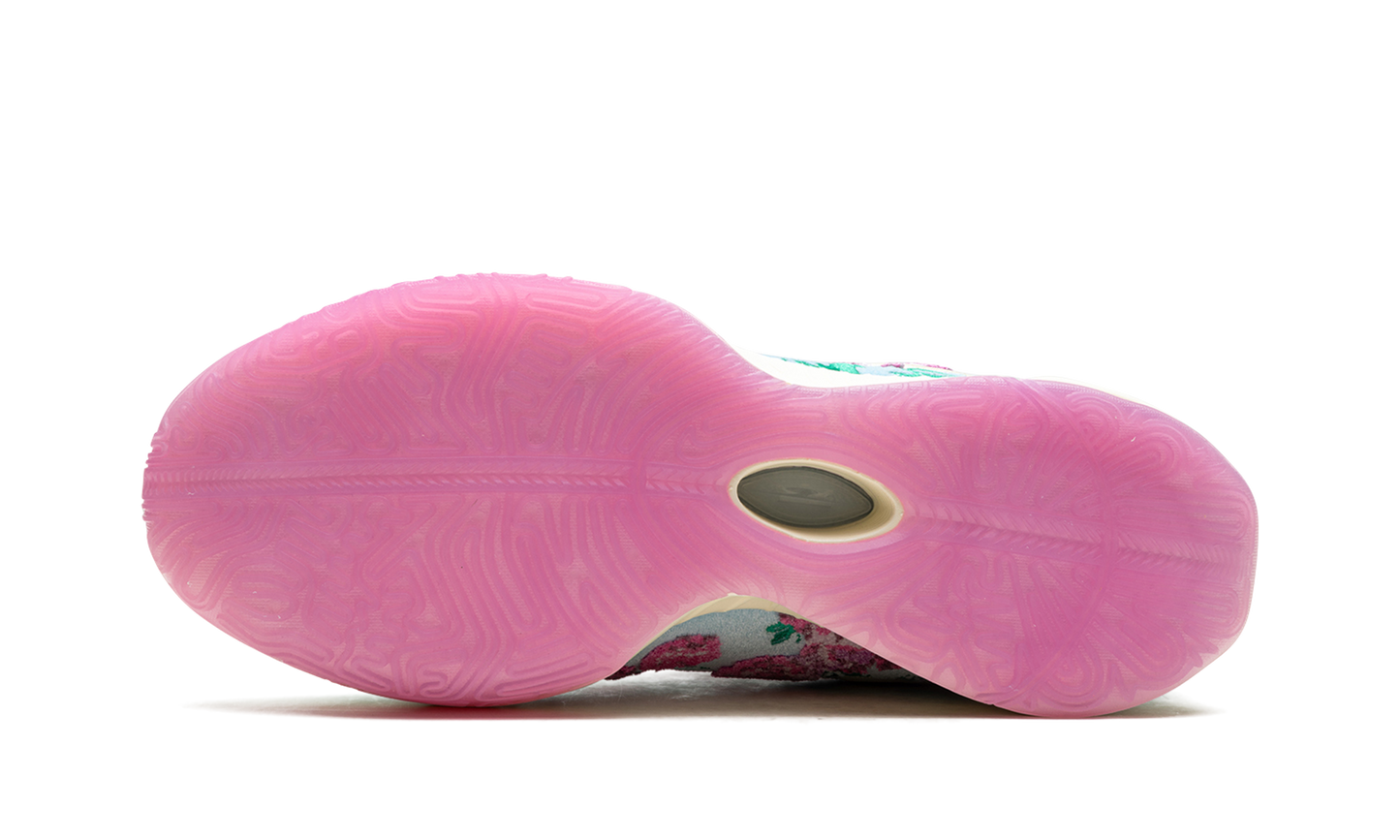 LeBron 21 "Grandma's Couch - Pearl of Z"
