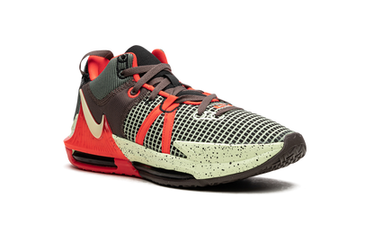 LeBron Witness VII "Alligator"