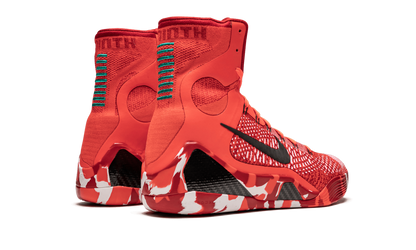 Kobe 9 Elite "Christmas"