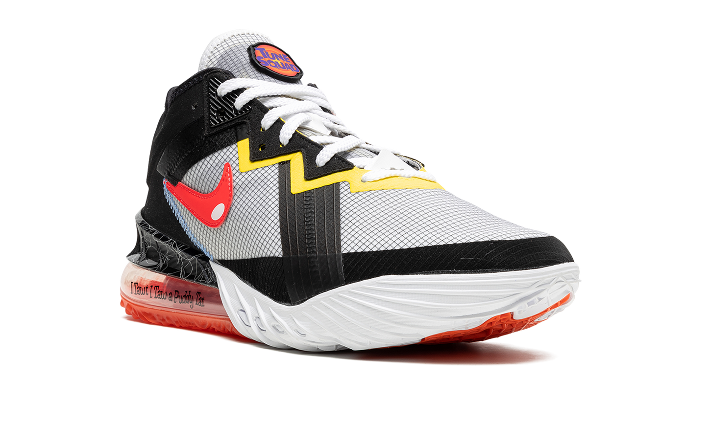LeBron 18 Low "Sylvester vs Tweety"