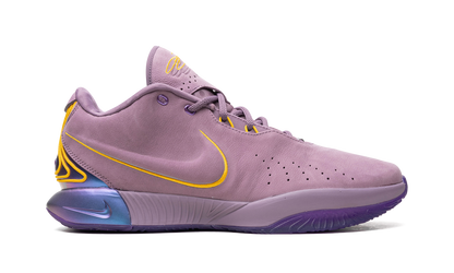 LeBron 21 "Purple Rain"