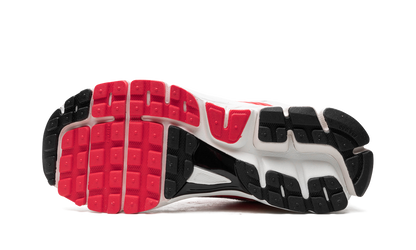 Air Zoom Vomero 5 WMNS "Siren Red"