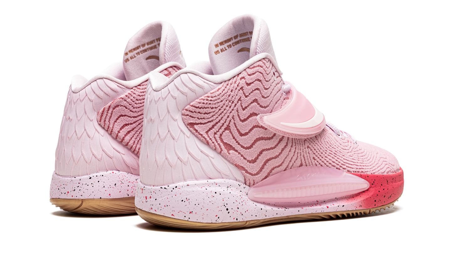 KD14 Seasonal "Aunt Pearl"
