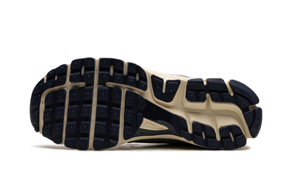 Zoom Vomero 5 "Pure Platinum"