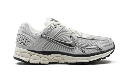 Zoom Vomero 5 "Chrome"