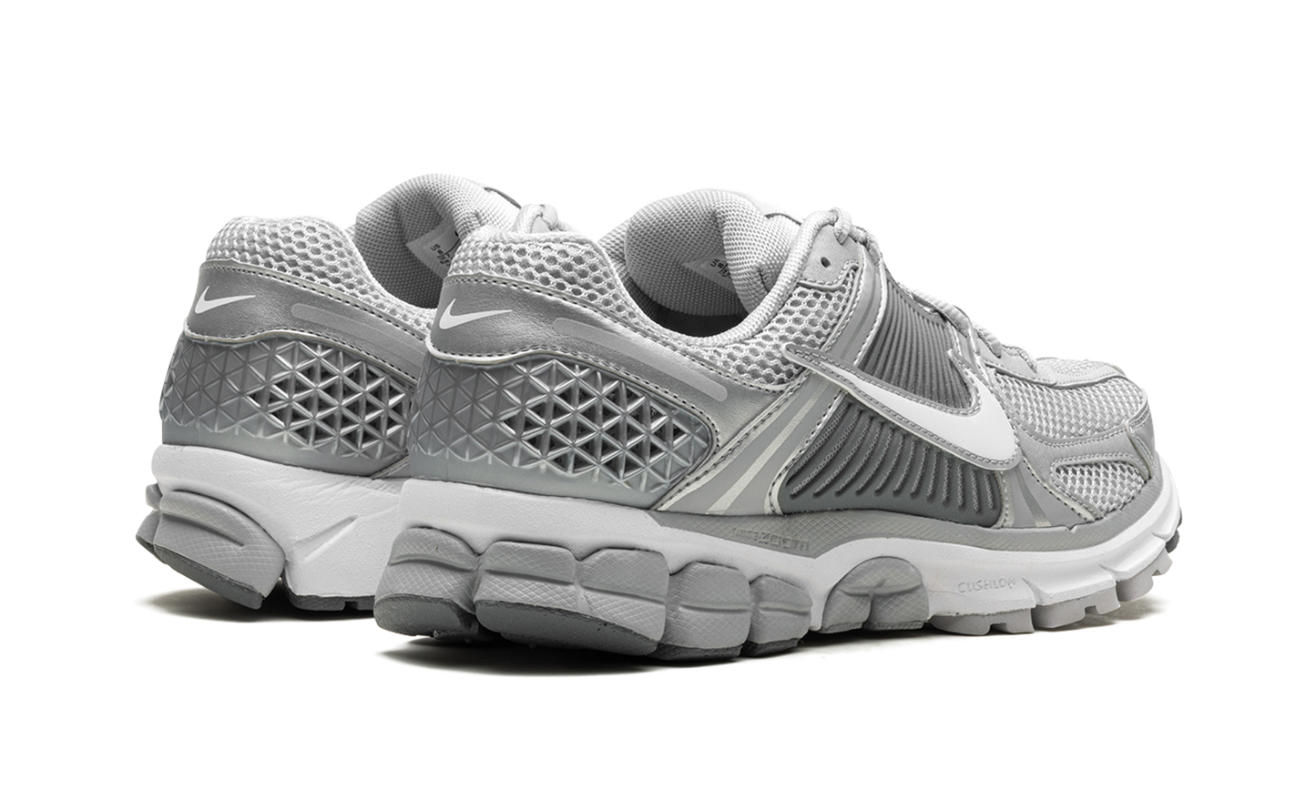 Zoom Vomero 5 "Cool Grey"