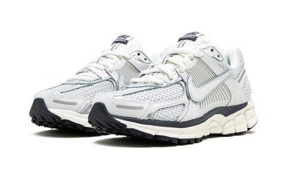 VOMERO 5 MNS WMNS "Photon Dust"